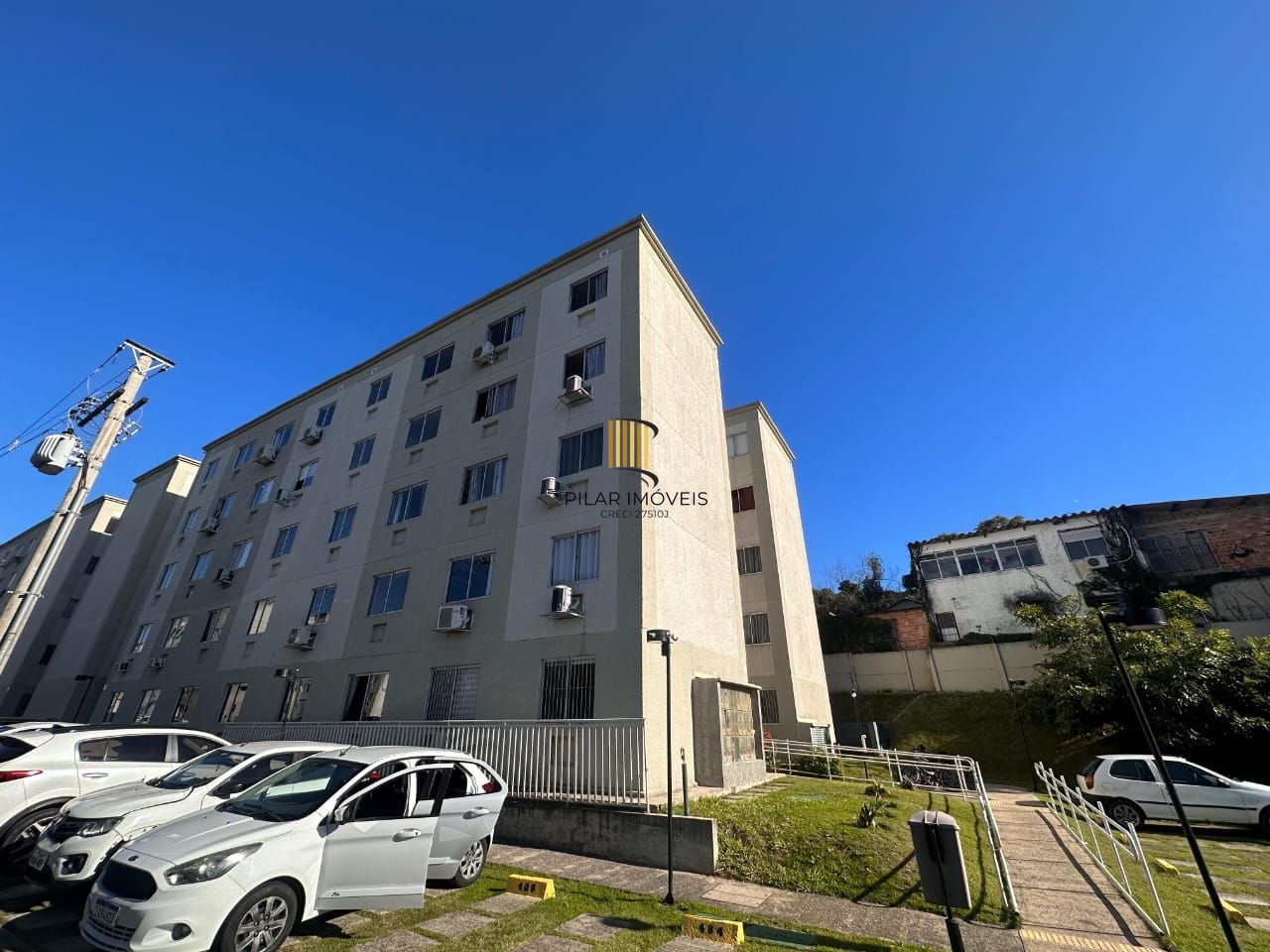 Lindo Apartamento Semi-Mobiliado. - Pilar Imóveis