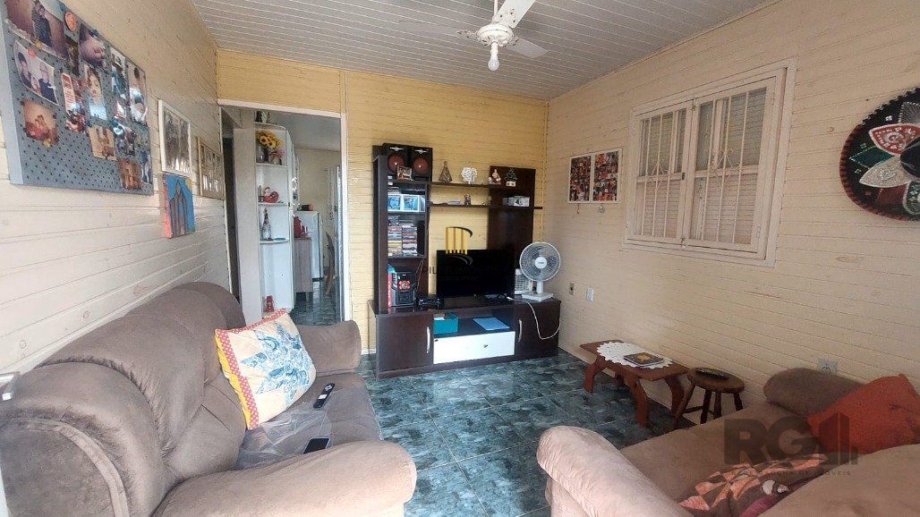 Casa 2 Dormitório(s) Bairro Vila Nova