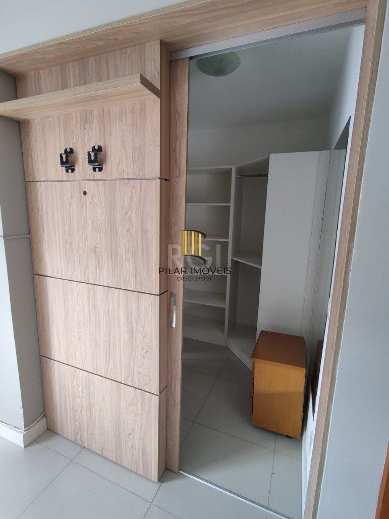 Casa 3 Dormitório(s) Bairro Hípica