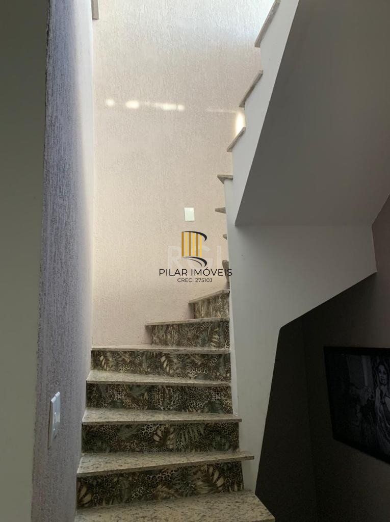 Sobrado para Venda - 300m², 3 dormitórios, sendo 2 suites, 1 vaga - Hípica  Jardins Do Prado