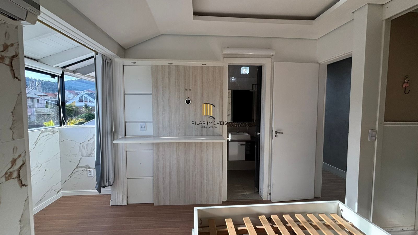Casa 3 dormitórios no bairro Hípica