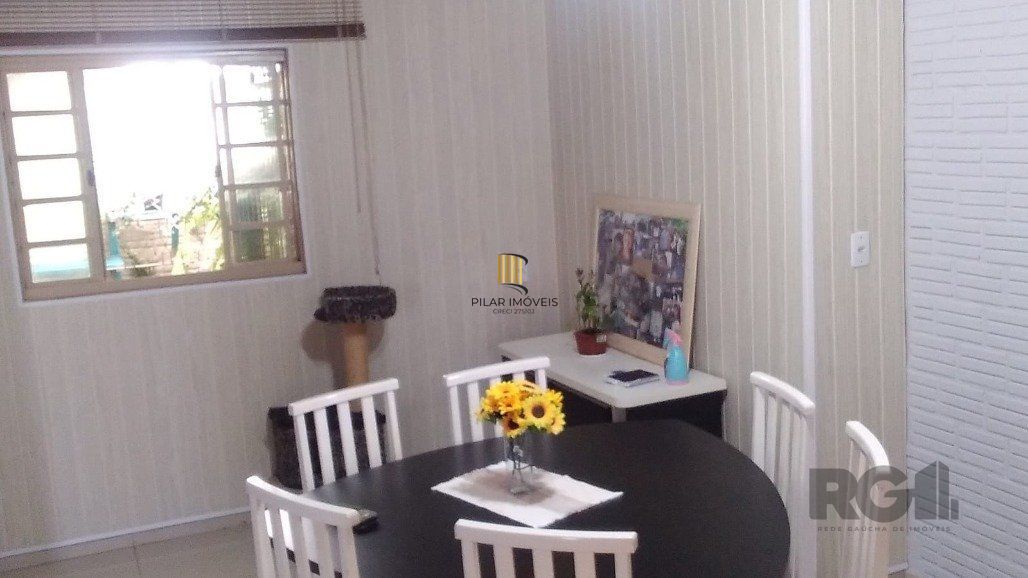 Casa 3 dormitórios no bairro Santa Rita