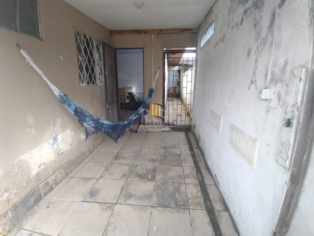 Casa para Venda - 103m², 2 dormitórios, 1 vaga - Hípica