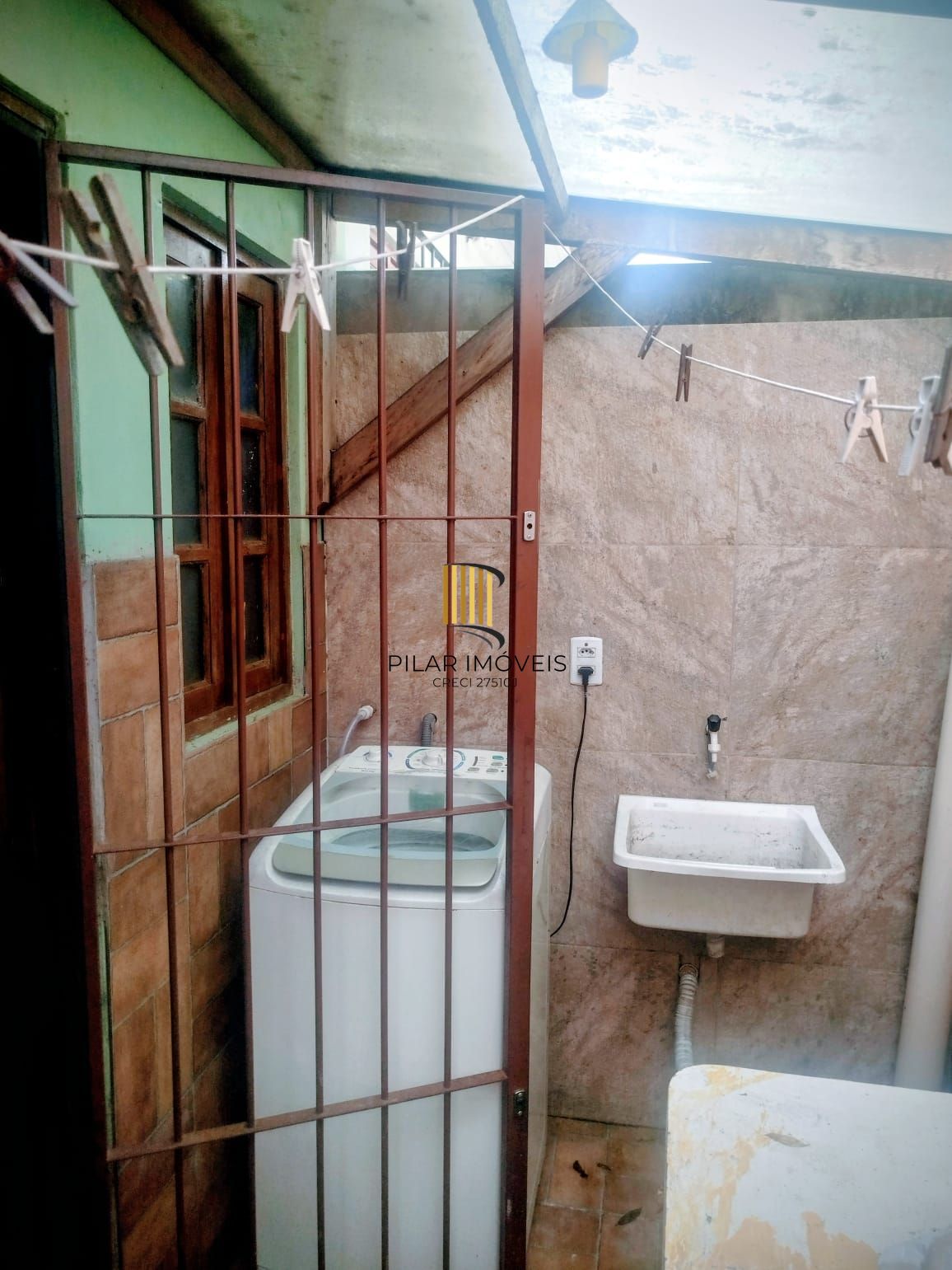 Casa 1 dormitório no bairro Guarujá