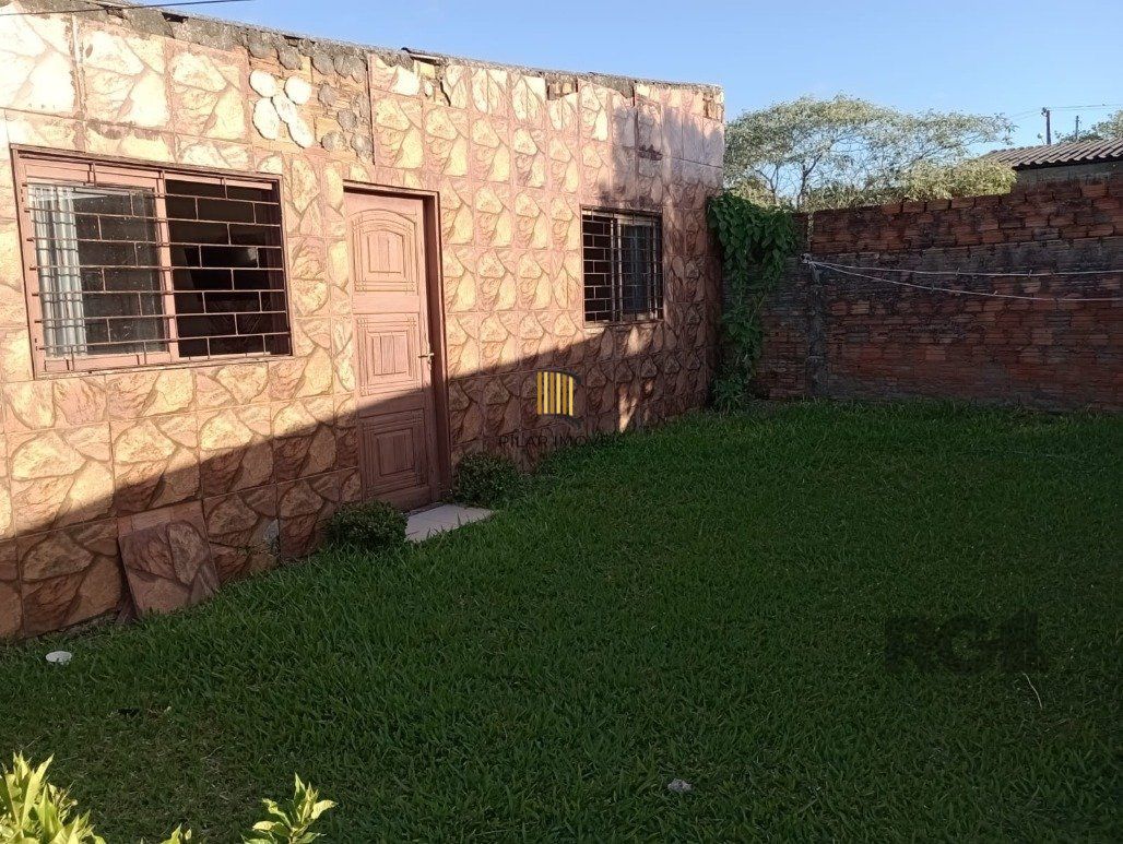 Casa 2 Dormitório(s) Bairro Jari