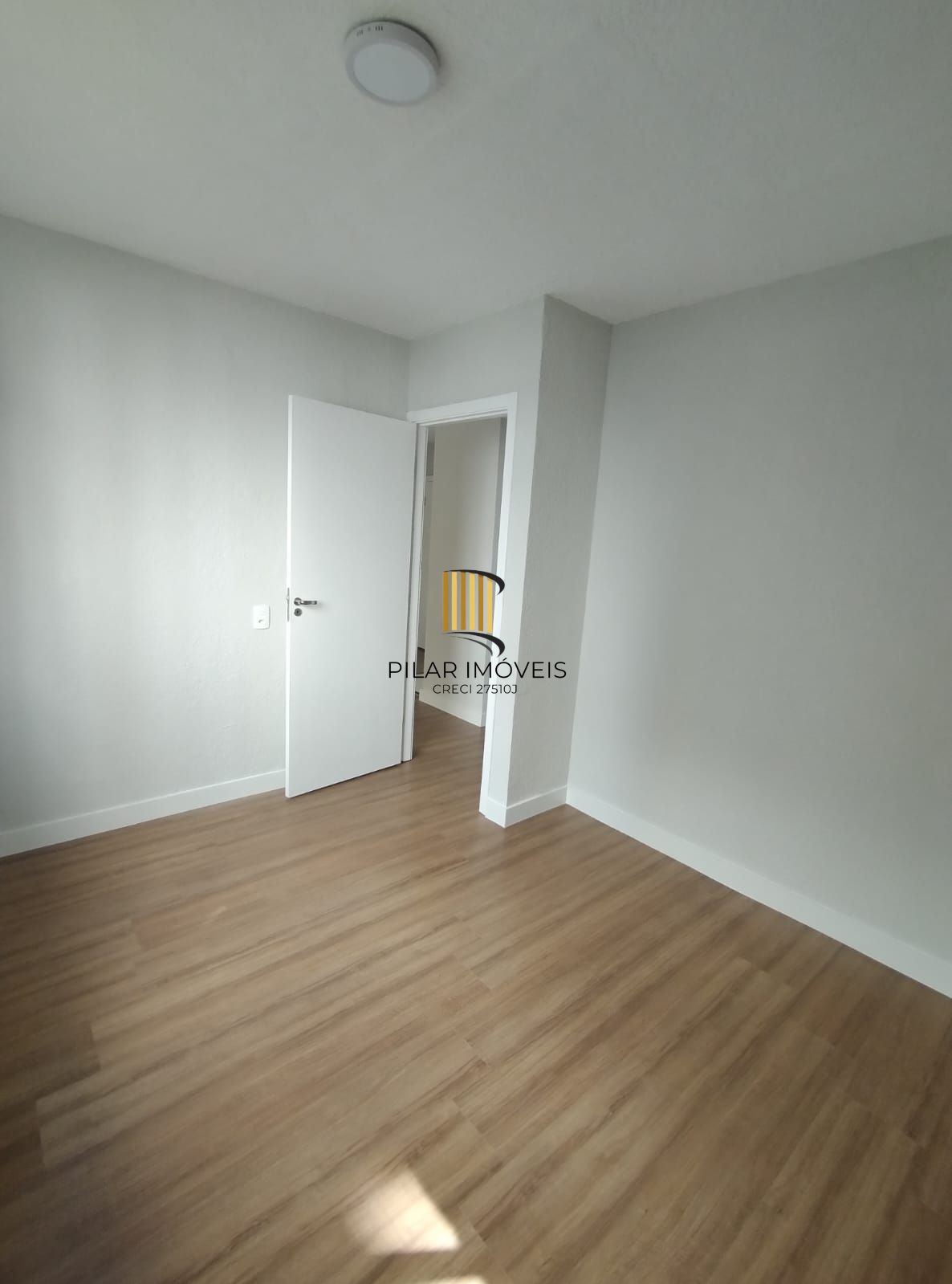 Apartamento 2 dormitórios no bairro Restinga