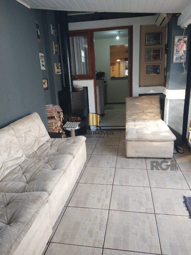 Casa 2 Dormitório(s) Bairro Hípica