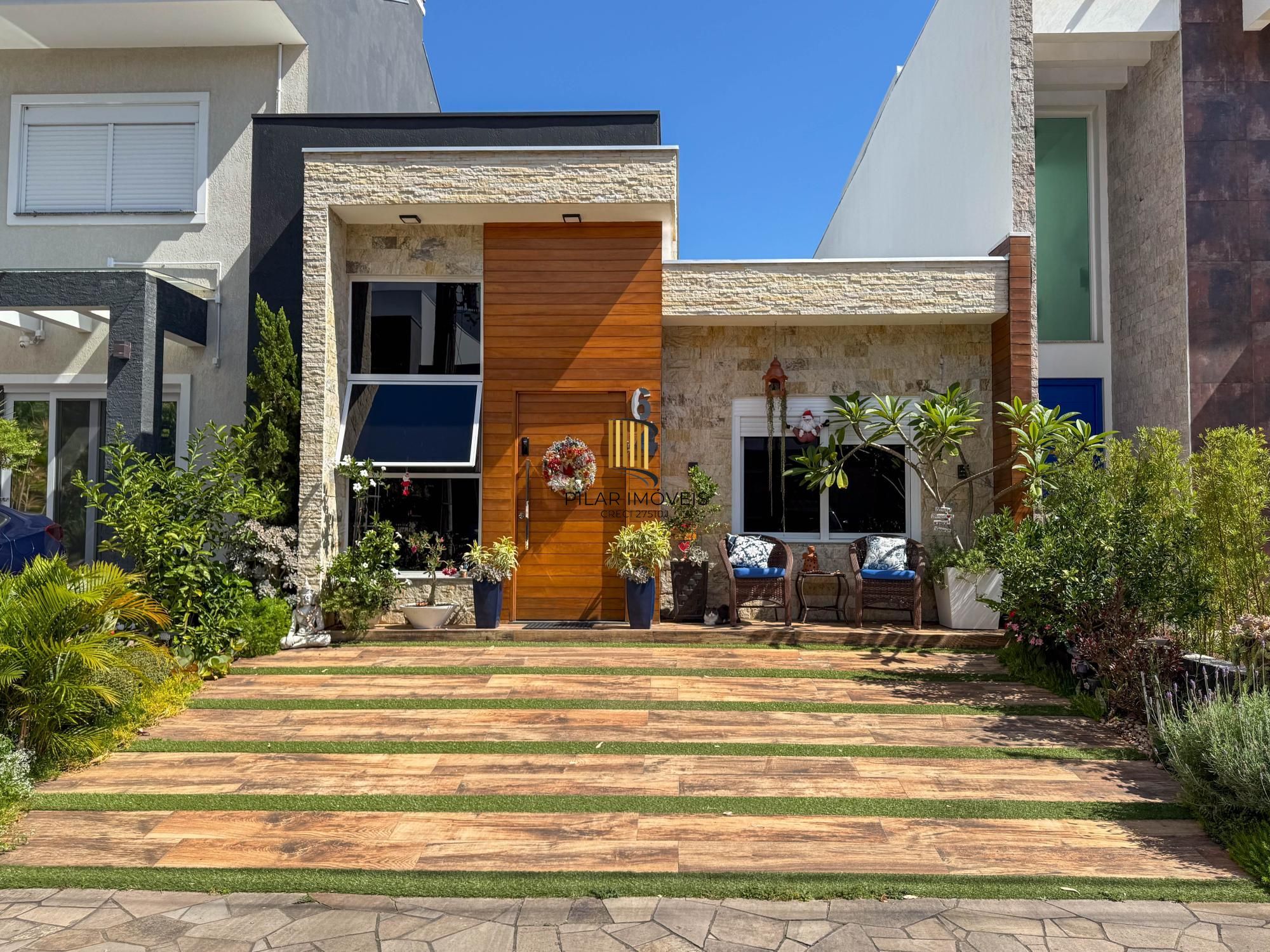 Casa de Condomínio 3 dormitórios no bairro Hípica