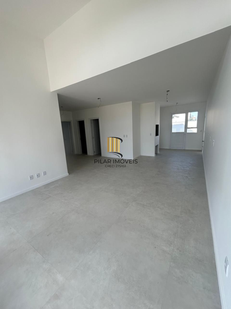 Casa 3 Dormitório(s) Bairro Hípica