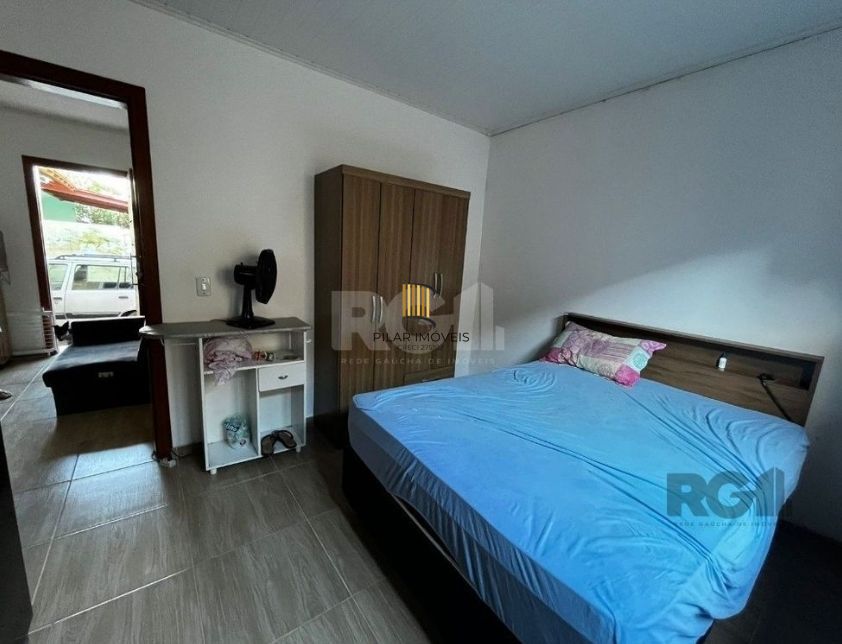 Casa 2 dormitórios no bairro Hípica