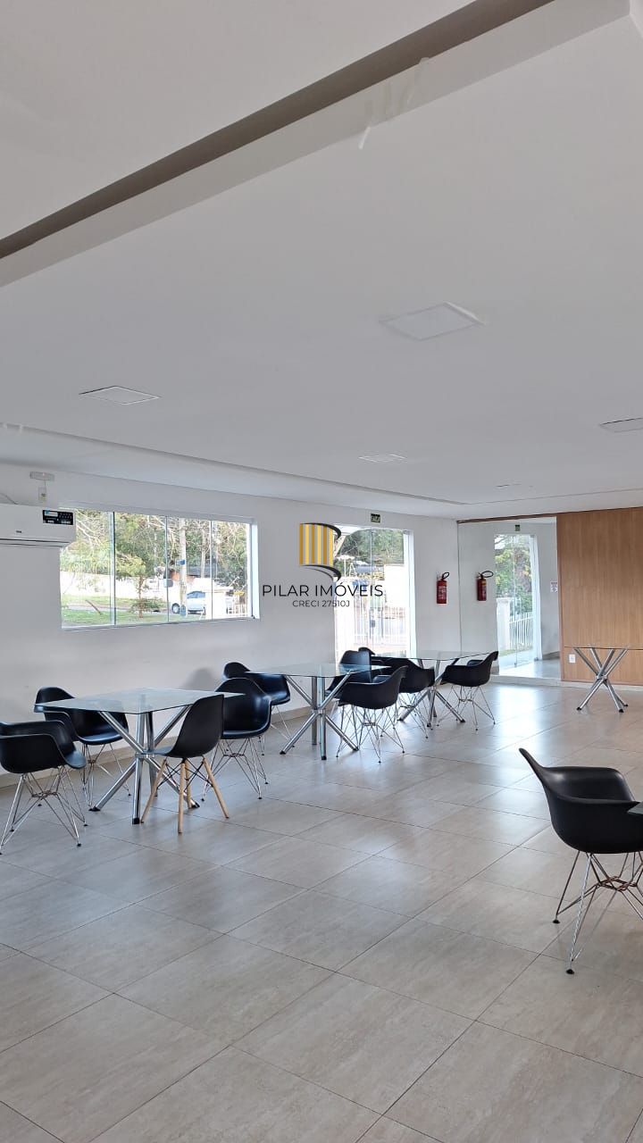 Apartamento 2 dormitórios no bairro Cavalhada