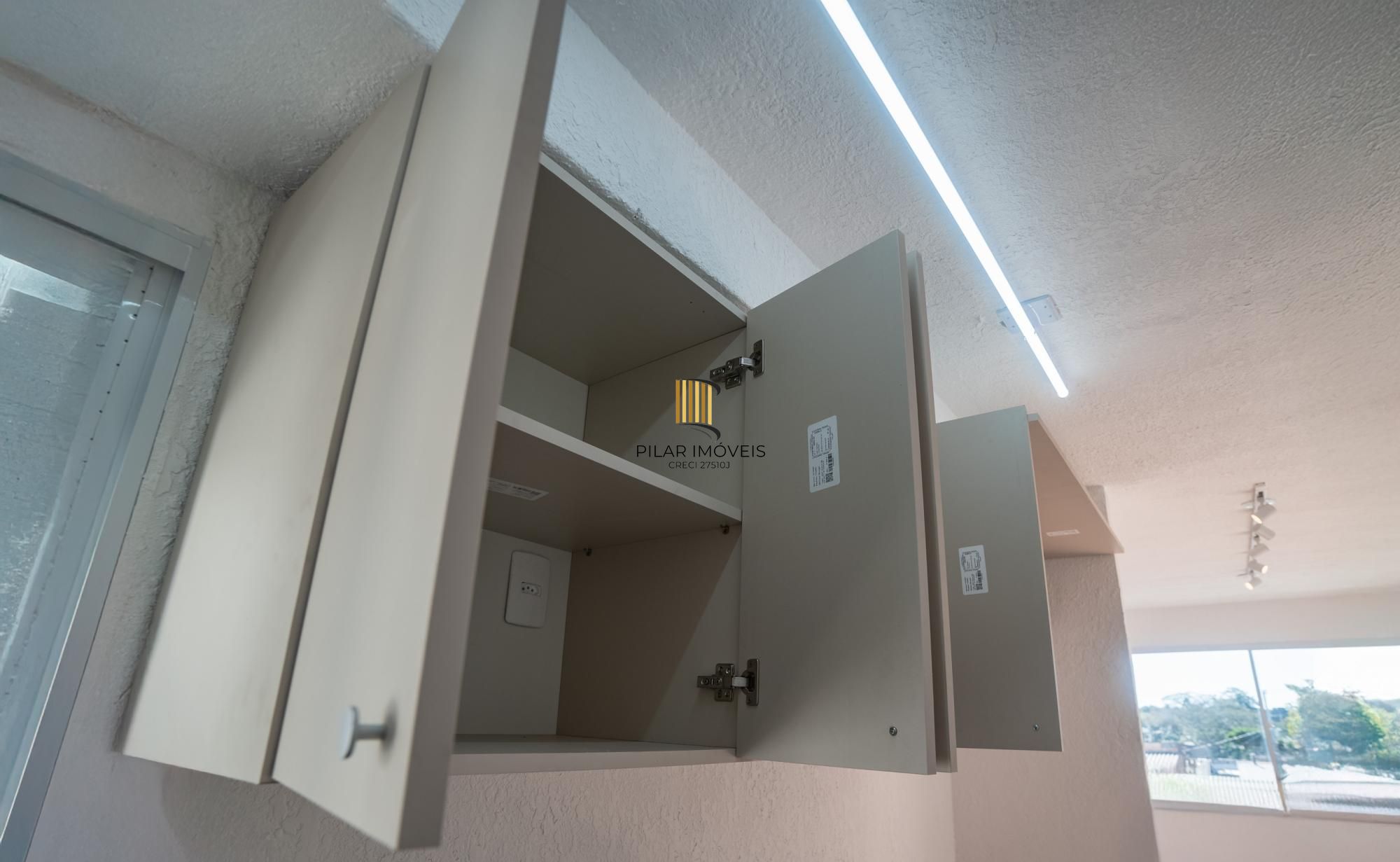 Apartamento 2 dormitórios no bairro Restinga