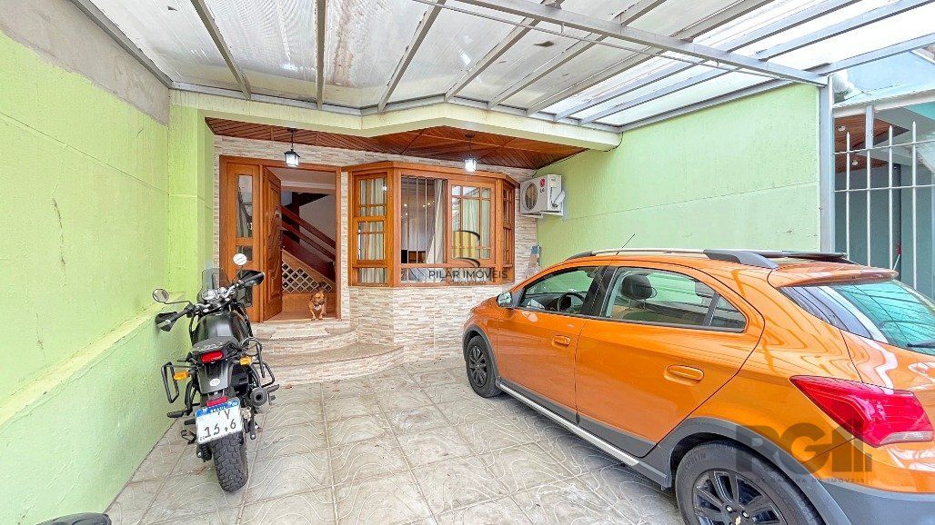 Sobrado para Venda - 218m², 4 dormitórios, sendo 3 suites, 2 vagas - Ipanema