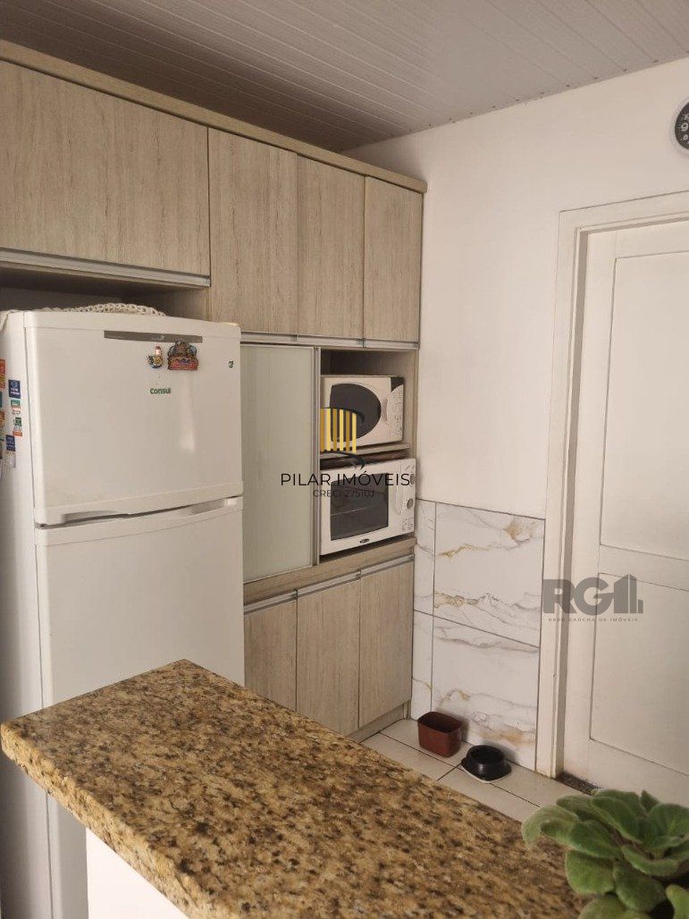 Casa Condominio 2 Dormitório(s) Bairro Hípica