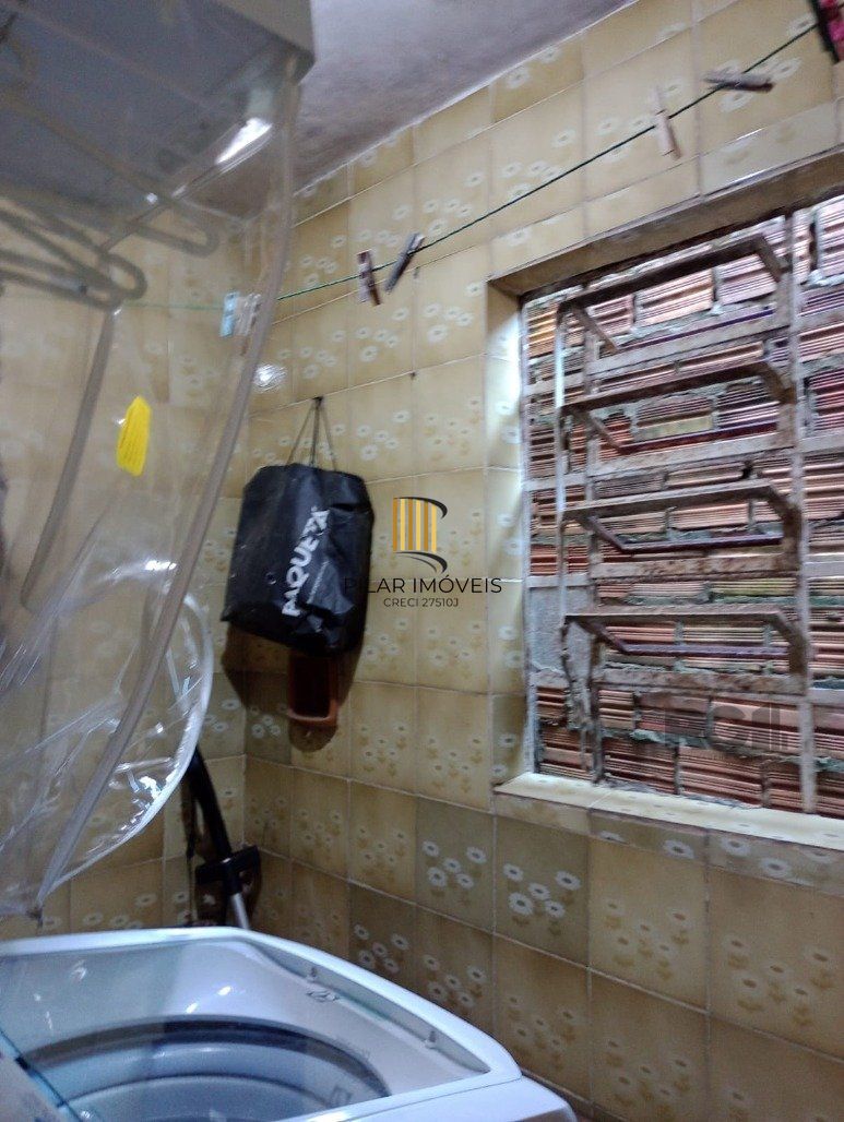 Casa 2 Dormitório(s) Bairro Jari