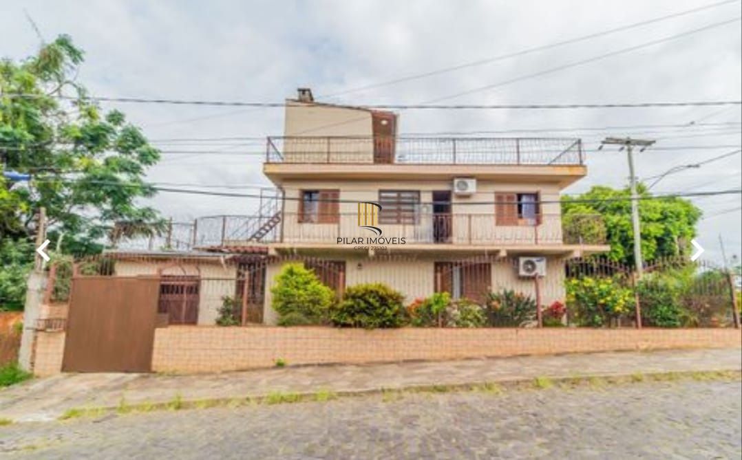 Sobrado de 3 Andares - Vila Nova