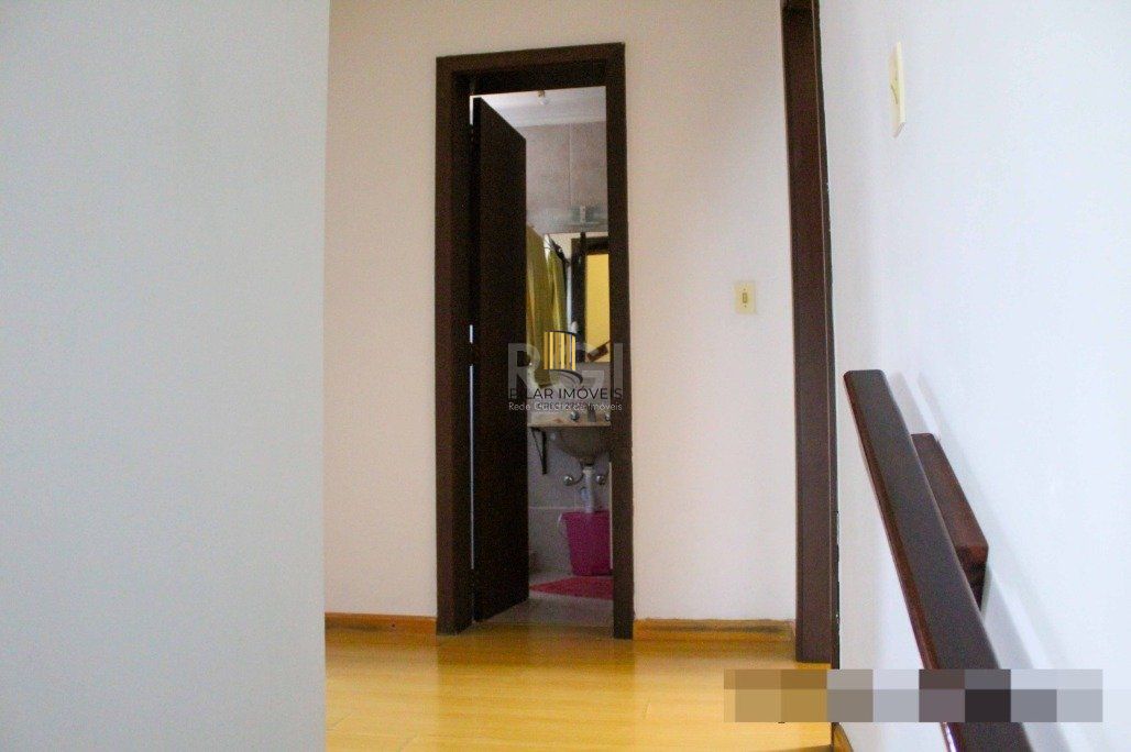 Sobrado para Venda - 266m², 3 dormitórios, sendo 1 suites, 2 vagas - Ipanema