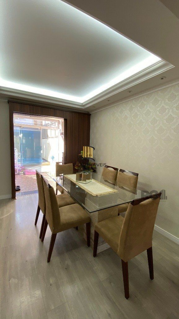 Casa 3 Dormitório(s) Bairro Hípica