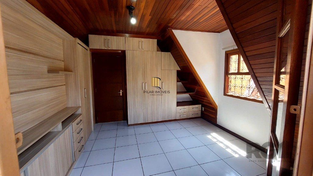 Casa de Condomínio 3 dormitórios no bairro Glória