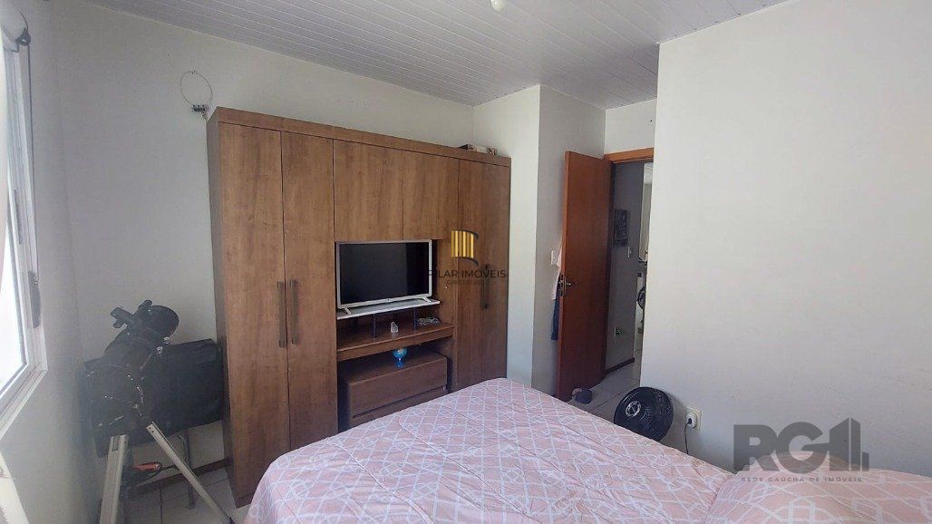 Casa Condominio 2 Dormitório(s) Bairro Hípica