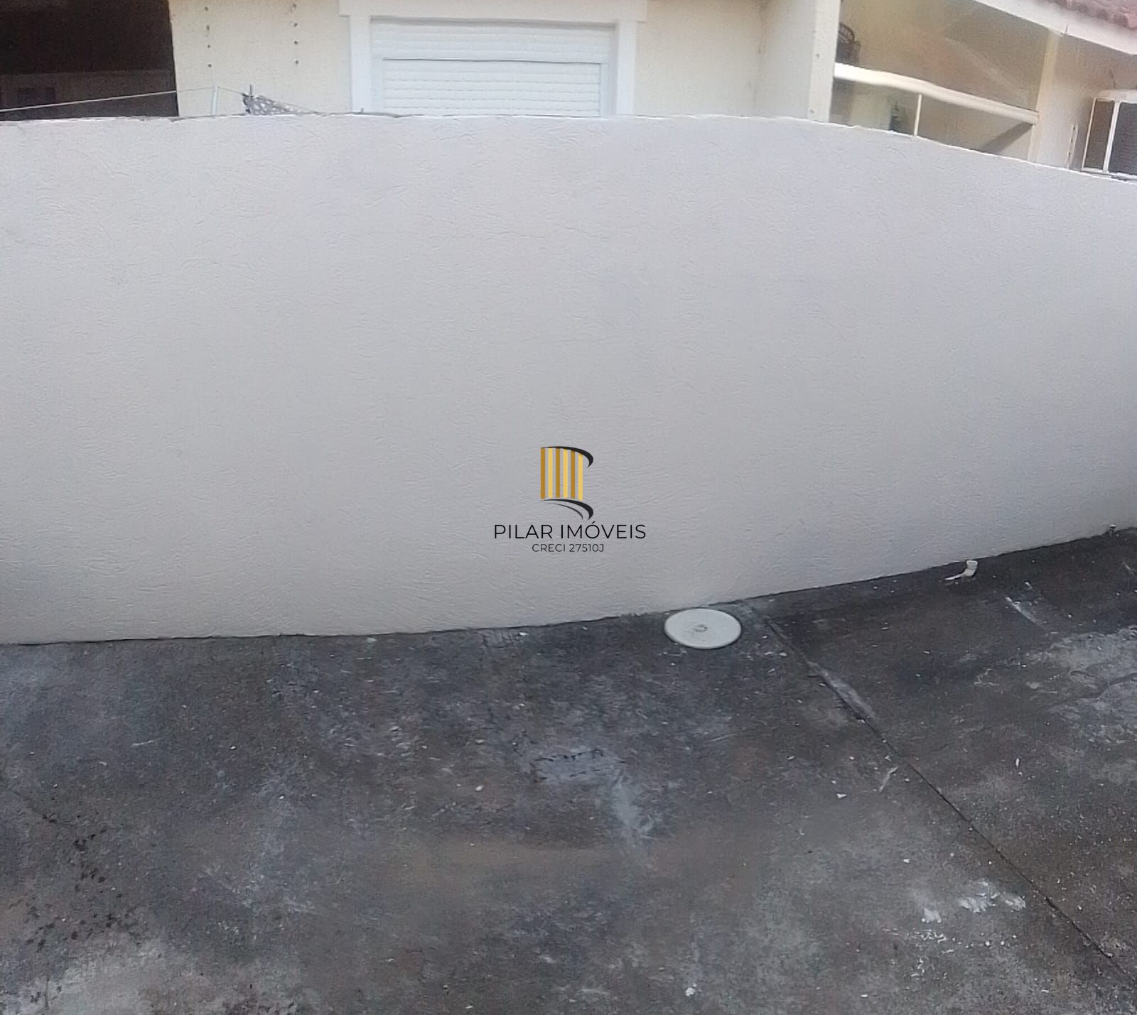 Casa 2 dormitórios no bairro Hípica