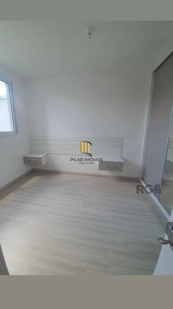 Apartamento 2 Dormitório(s) Bairro Morro Santana