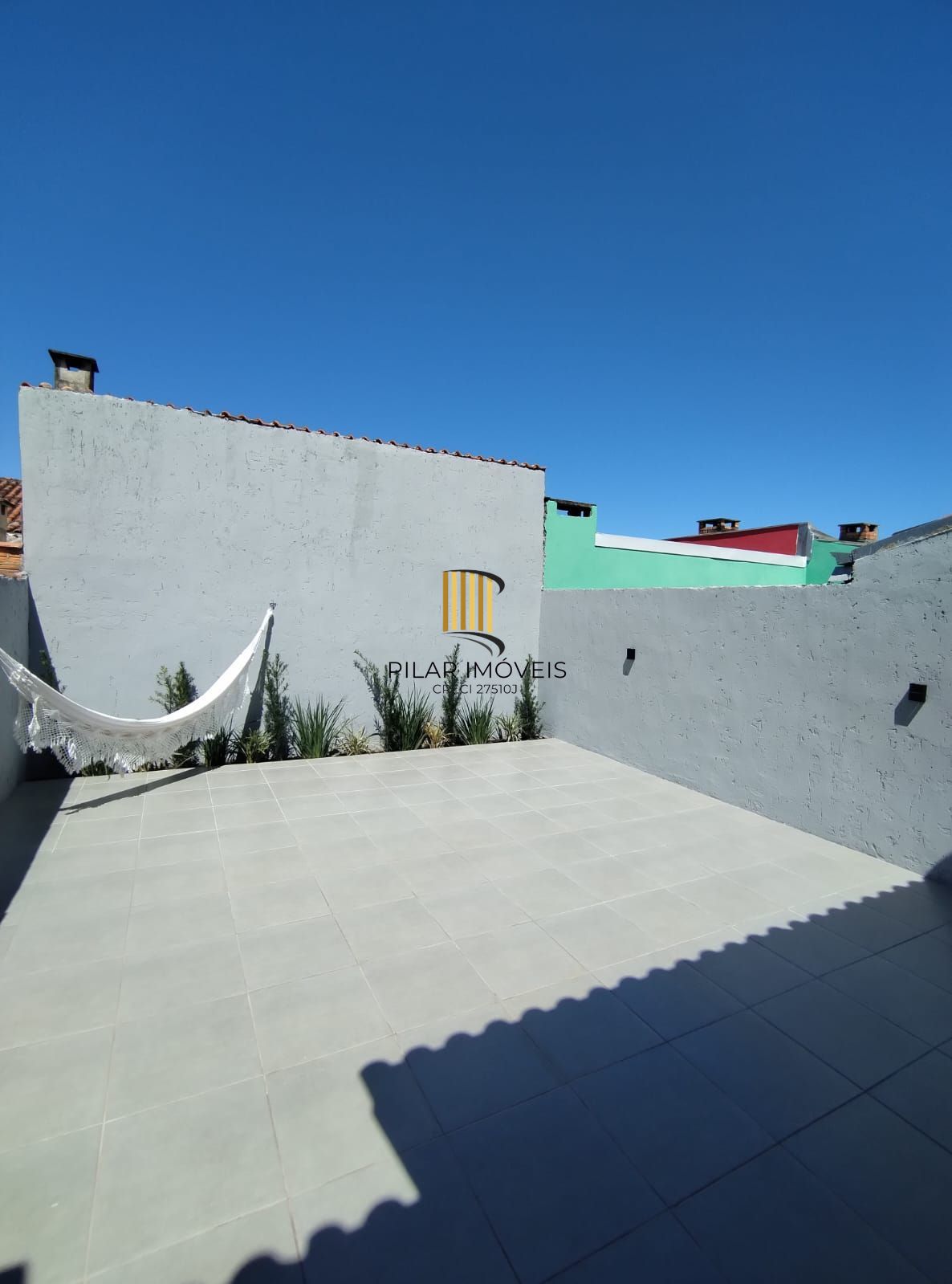 Casa 3 dormitórios no bairro Hípica