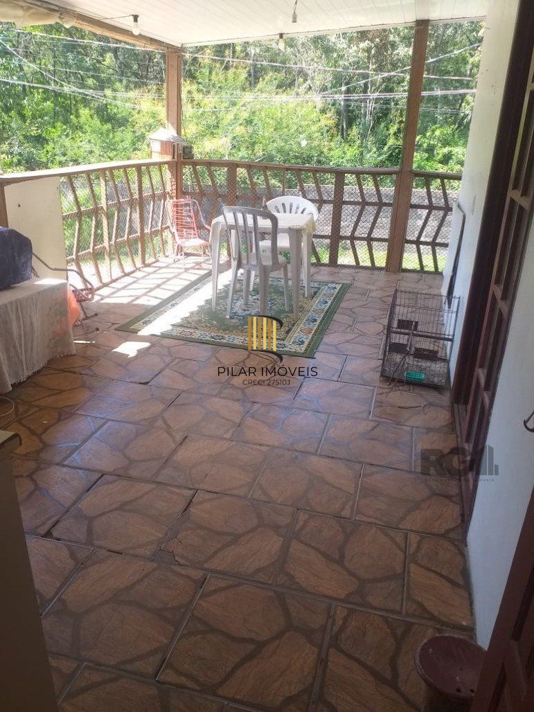 Casa 3 Dormitório(s) Bairro Restinga