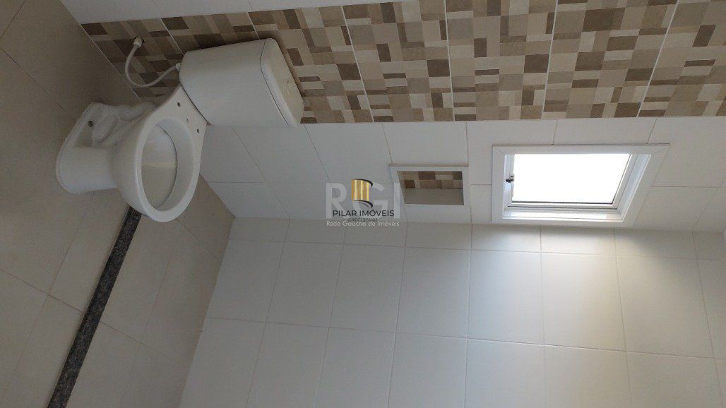 Sobrado para Venda - 88.32m², 3 dormitórios, sendo 2 suites, 1 vaga - Espirito Santo