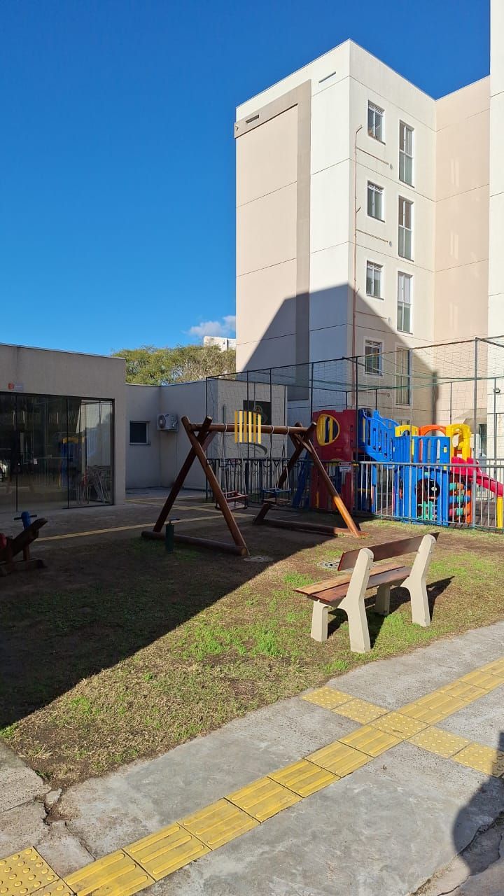 Apartamento 2 dormitórios no bairro Cavalhada