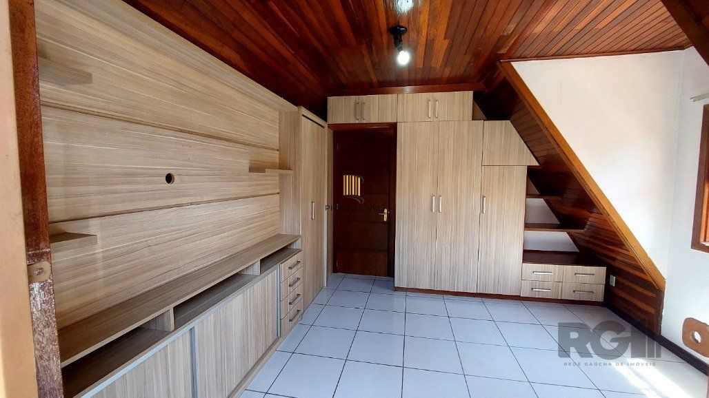 Casa de Condomínio 3 dormitórios no bairro Glória