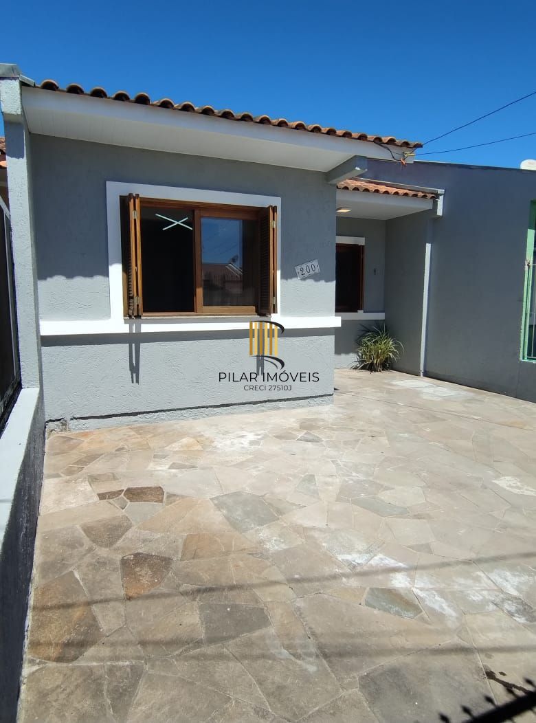 Casa 3 dormitórios no bairro Hípica