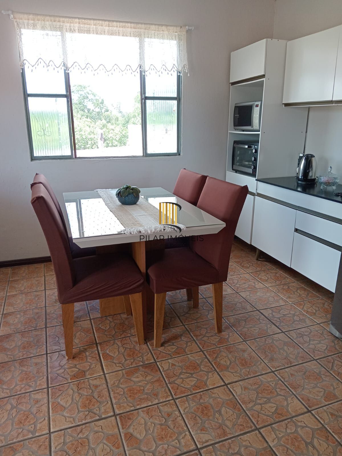 Casa 4 dormitórios no bairro Restinga