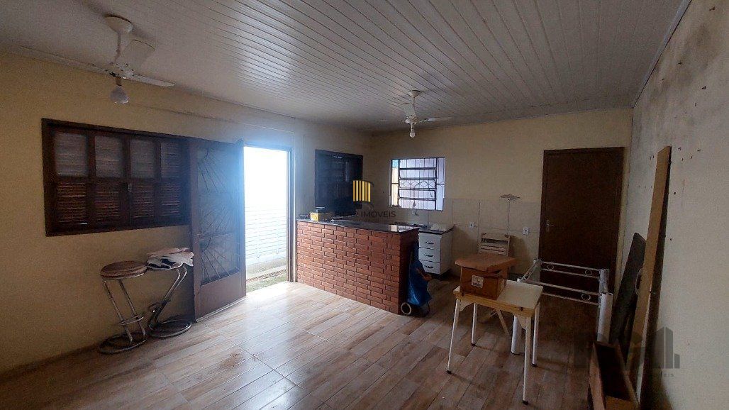 Casa 2 Dormitório(s) Bairro Vila Nova