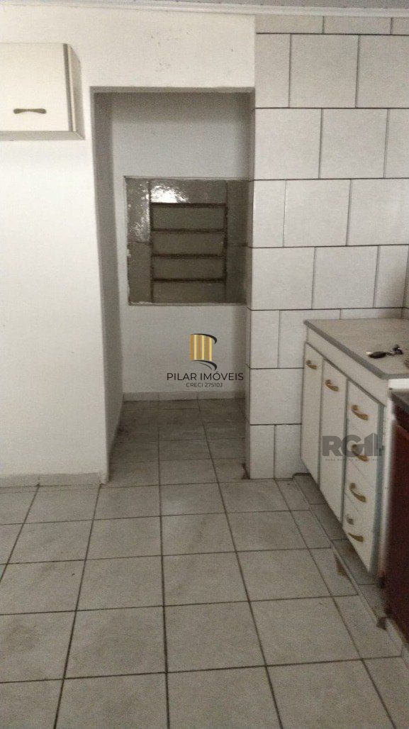 Casa 1 dormitório no bairro Camaquã