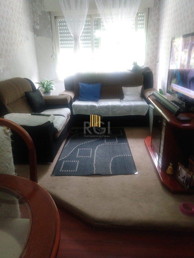 Apartamento para Venda - 48m², 2 dormitórios, 1 vaga - Rubem Berta