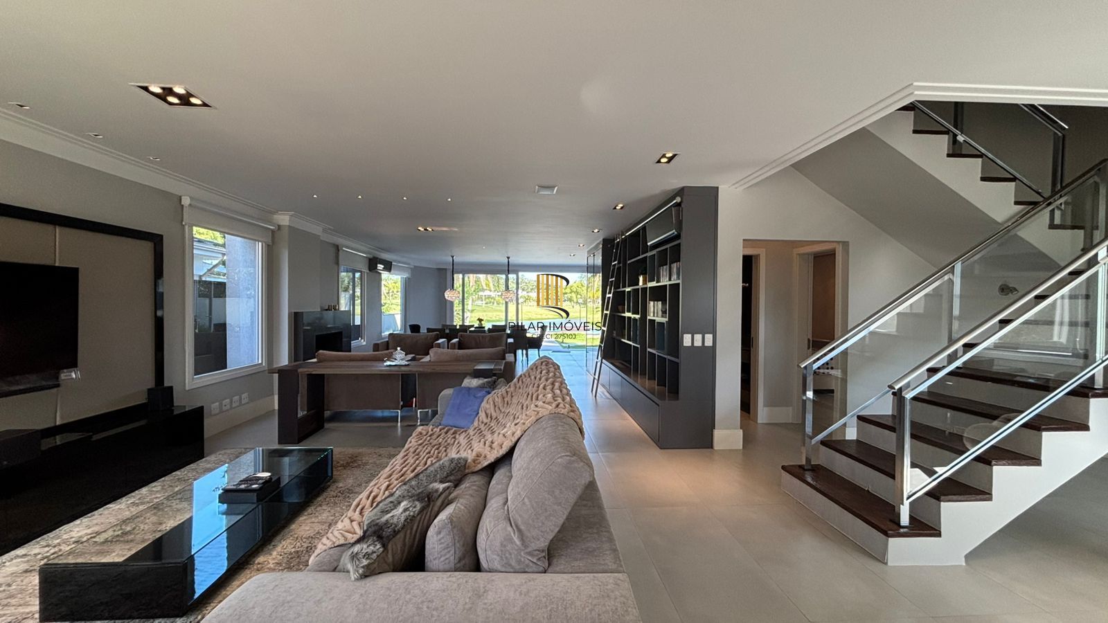 Casa 5 dormitórios no bairro Belém Novo