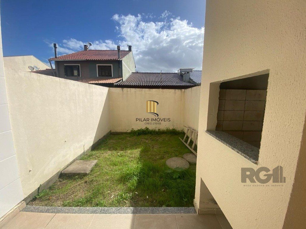 Sobrado para Venda - 80m², 2 dormitórios, sendo 2 suites, 1 vaga - Hípica