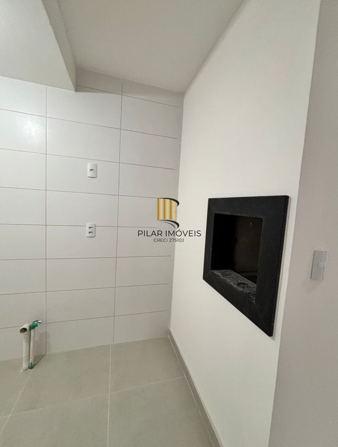 Apartamento 2 dormitórios no bairro Lomba do Pinheiro