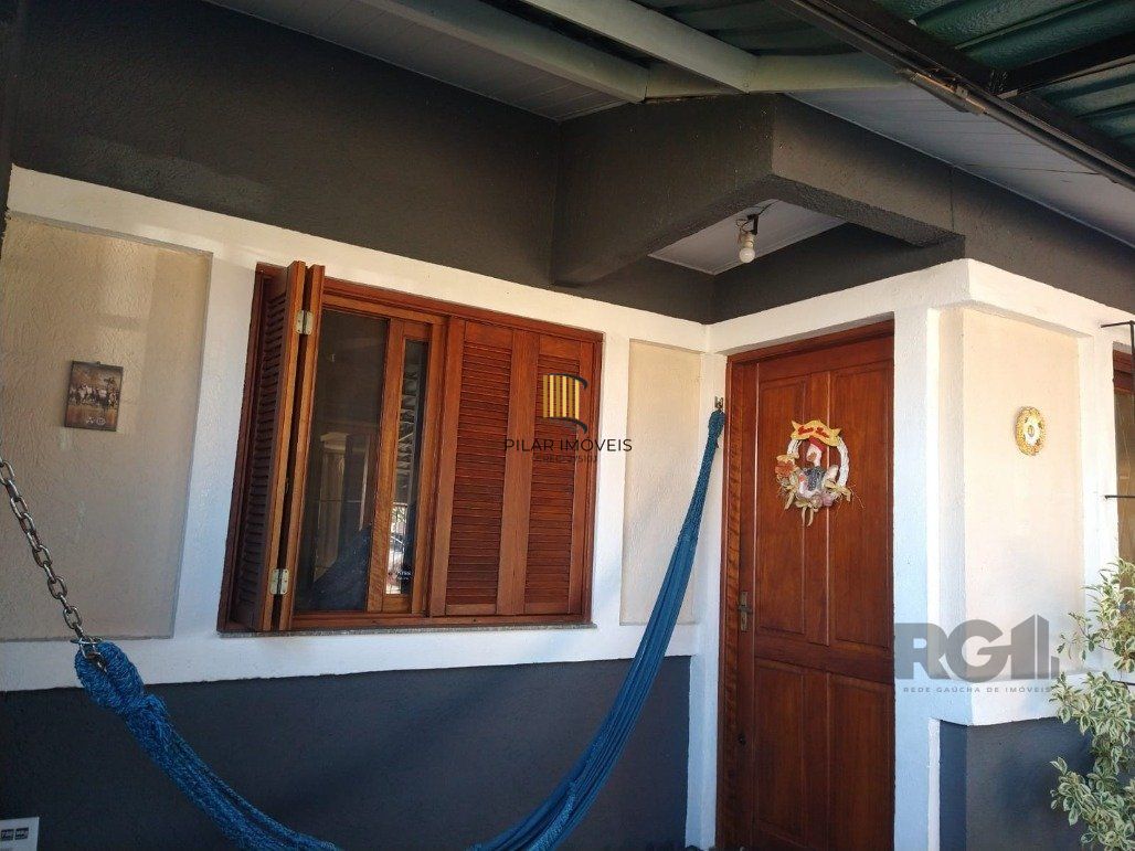 Casa 2 Dormitório(s) Bairro Hípica