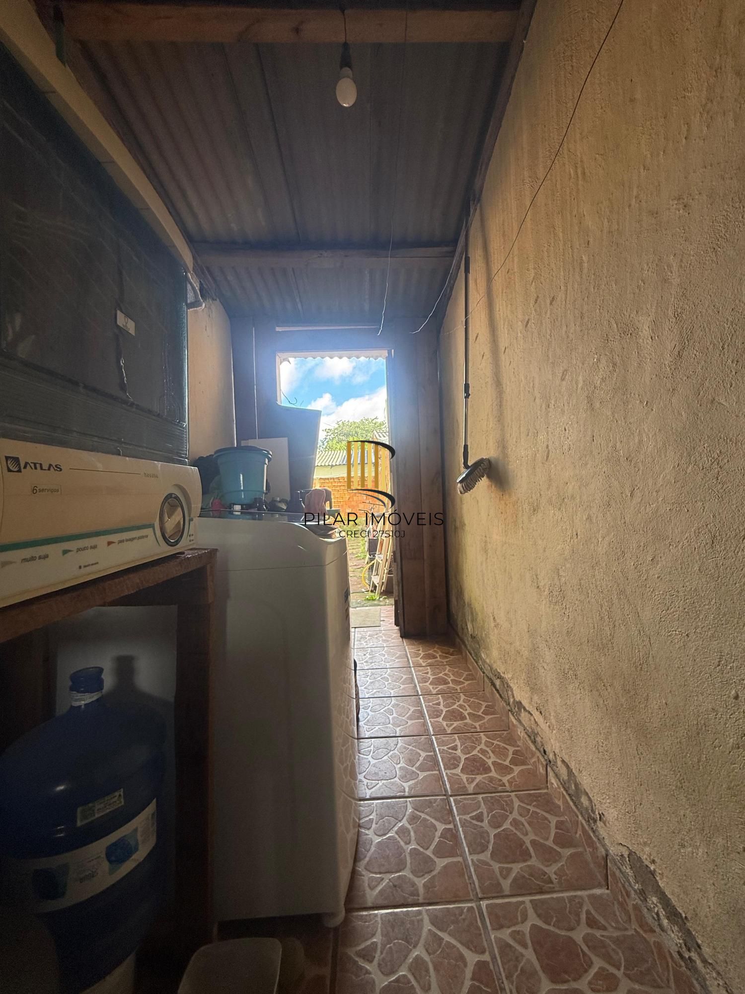 Casa 2 dormitórios no bairro Hípica