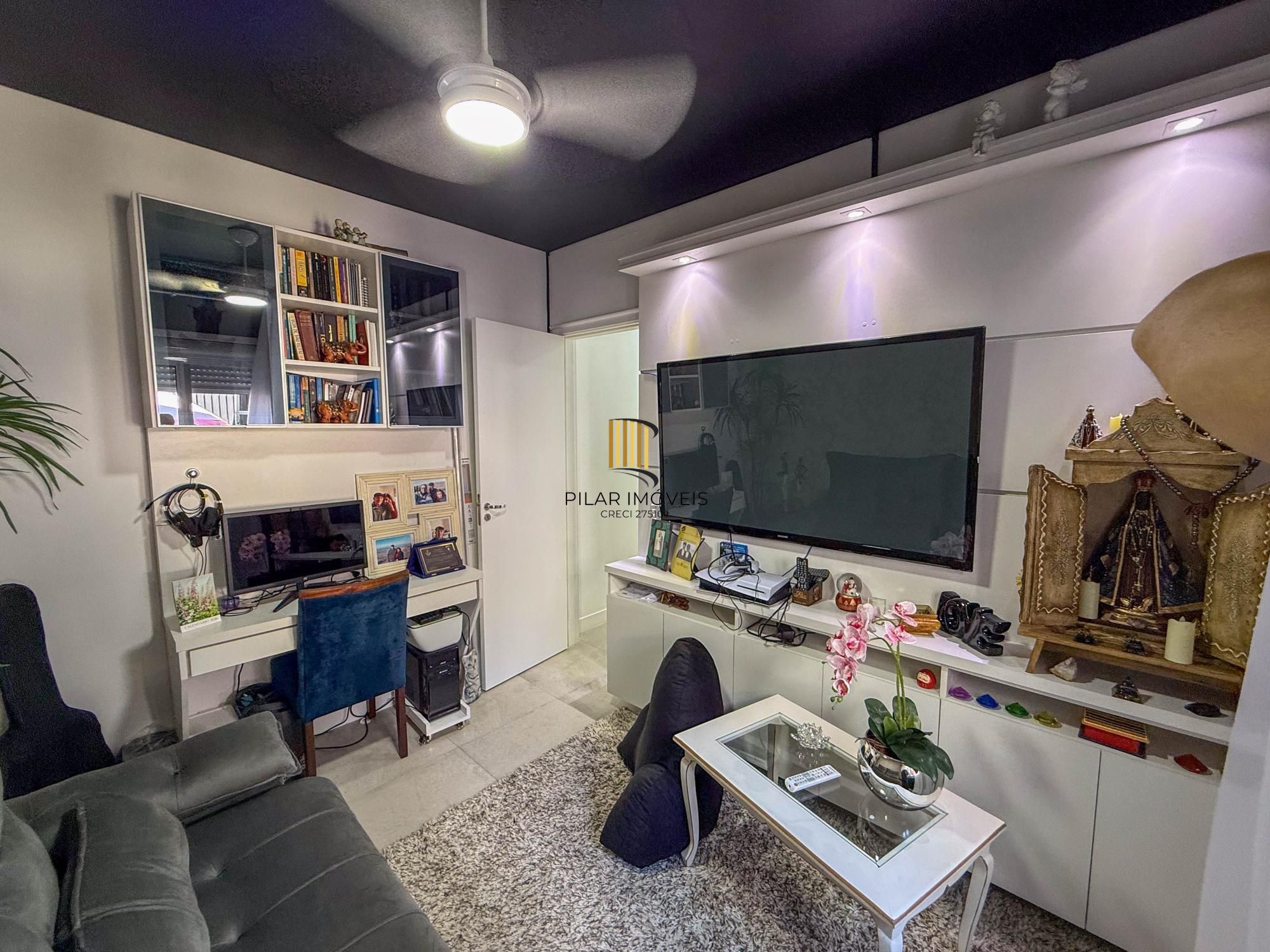 Casa de Condomínio 3 dormitórios no bairro Hípica