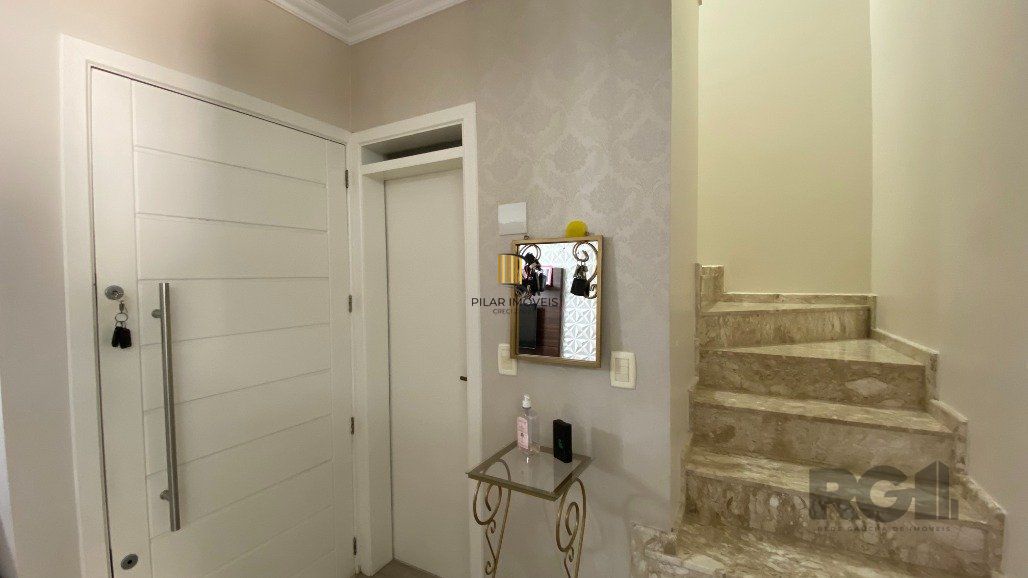 Casa 3 Dormitório(s) Bairro Hípica