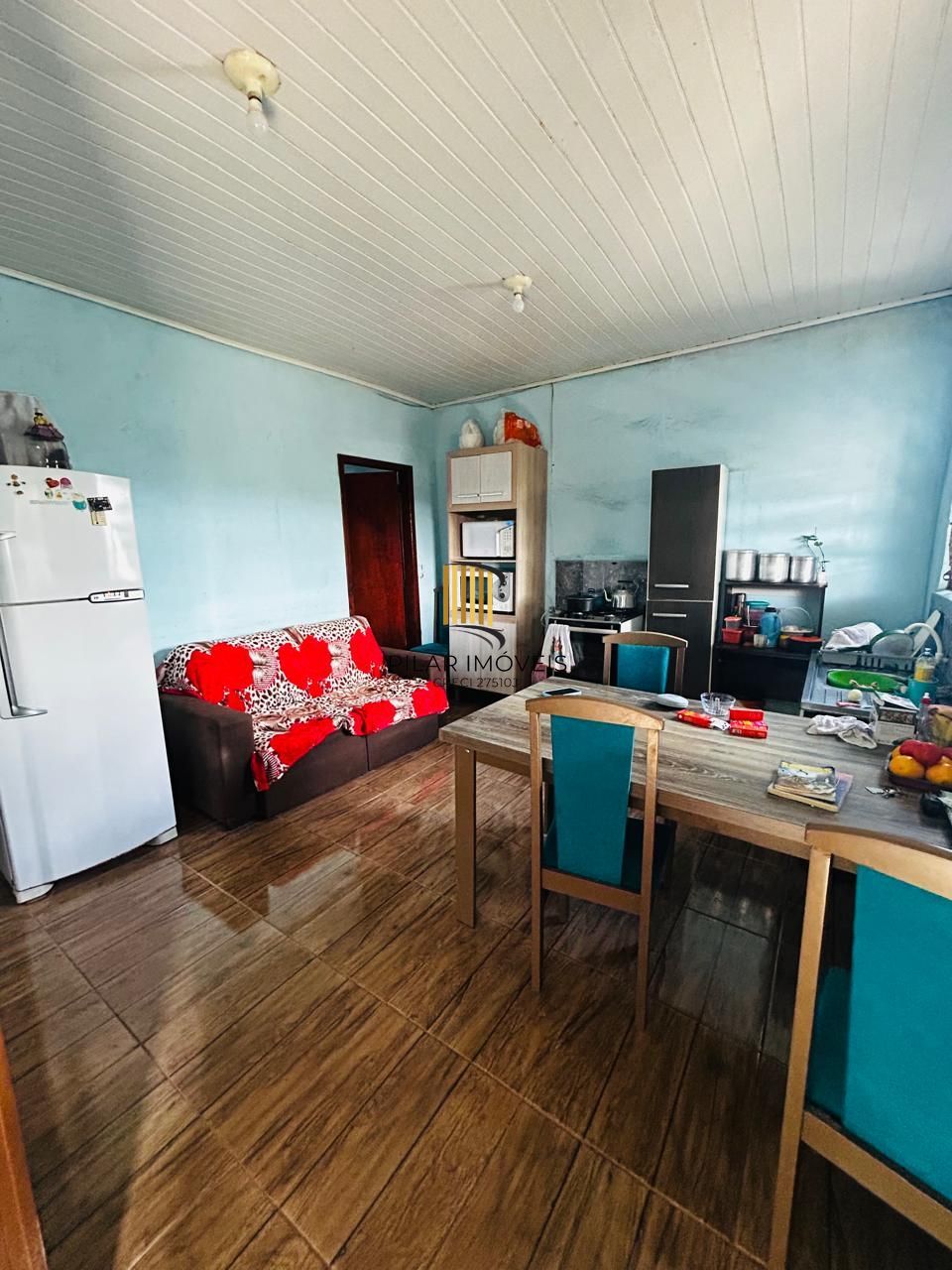 Casa 2 dormitórios no bairro Restinga