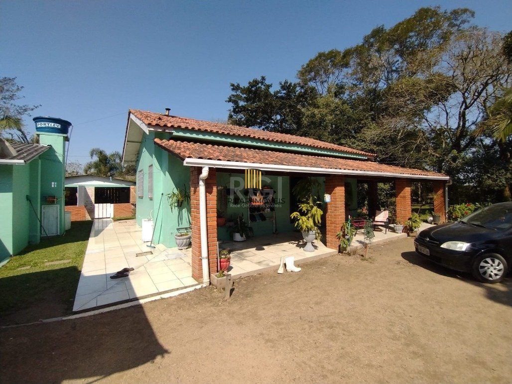 Sítio para Venda - 245m², 4 dormitórios, 10 vagas - Lami