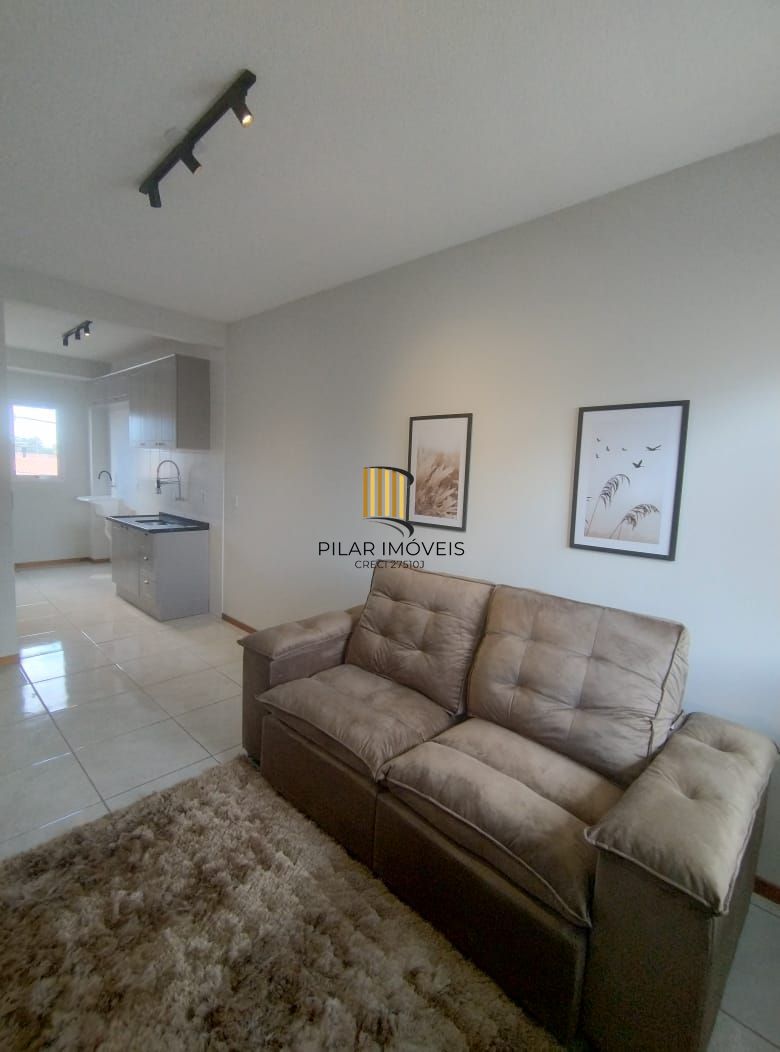 Casa 2 dormitórios no bairro Hípica