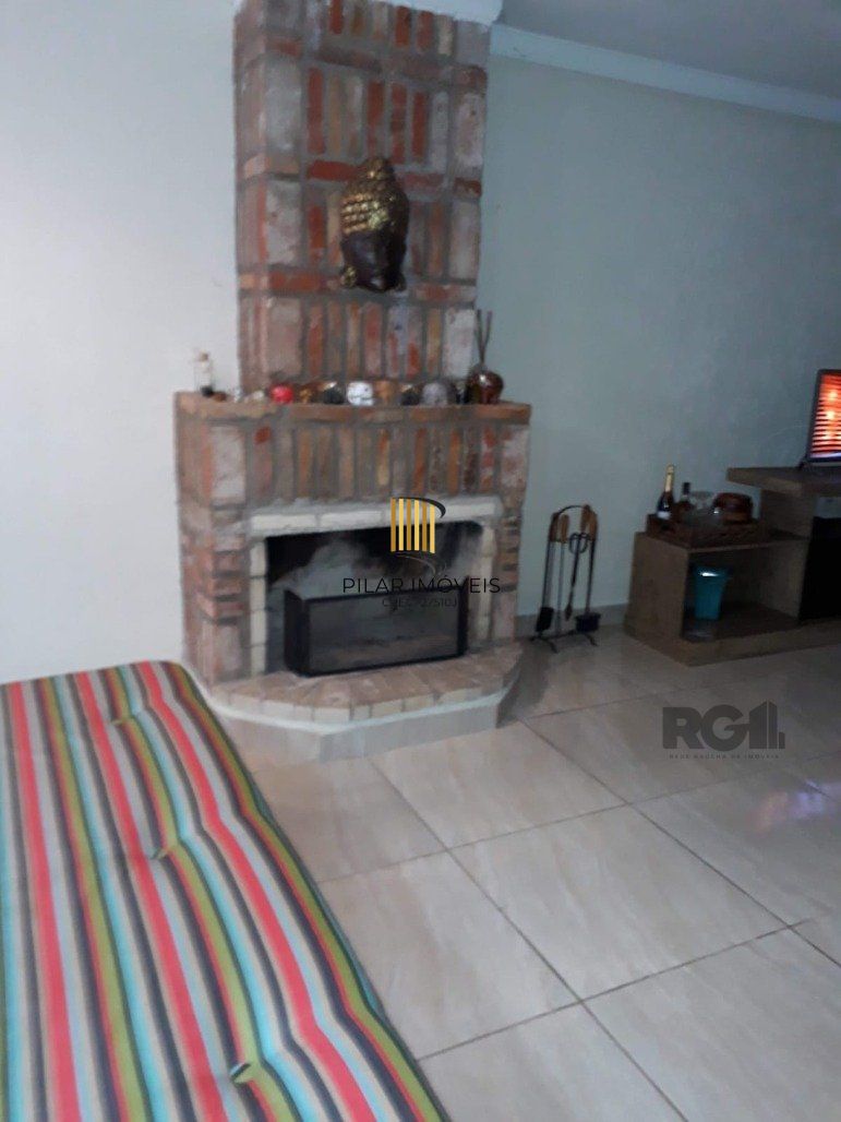 Casa 4 dormitórios no bairro Ipanema