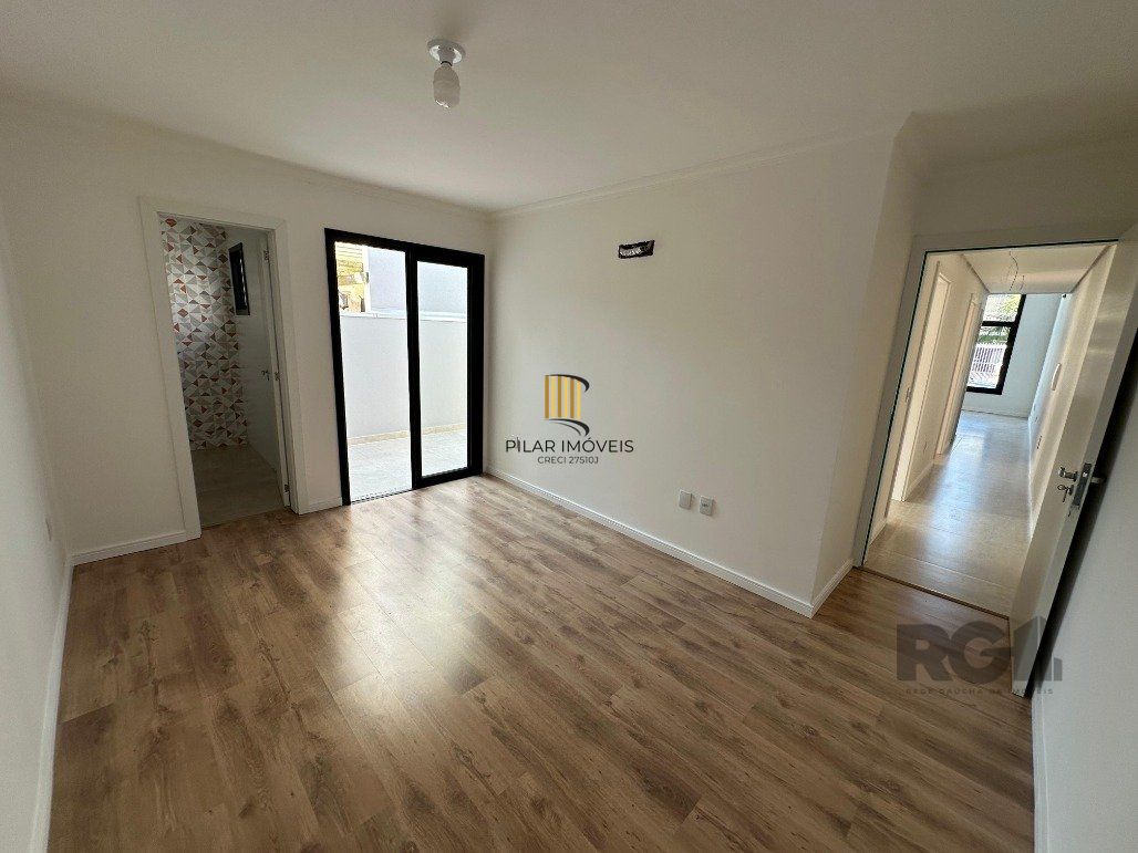 Casa 3 Dormitório(s) Bairro Hípica