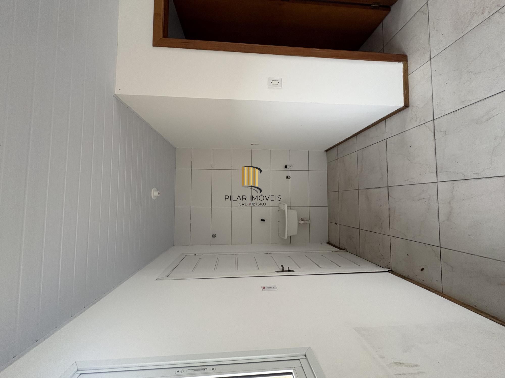 Casa de Condomínio 2 dormitórios no bairro Restinga