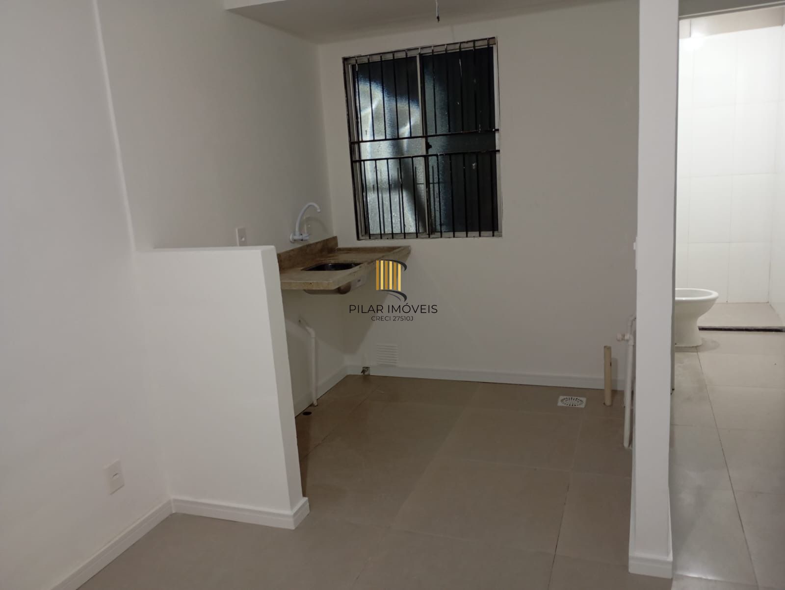 Apartamento 2 dormitórios no bairro Lomba do Pinheiro